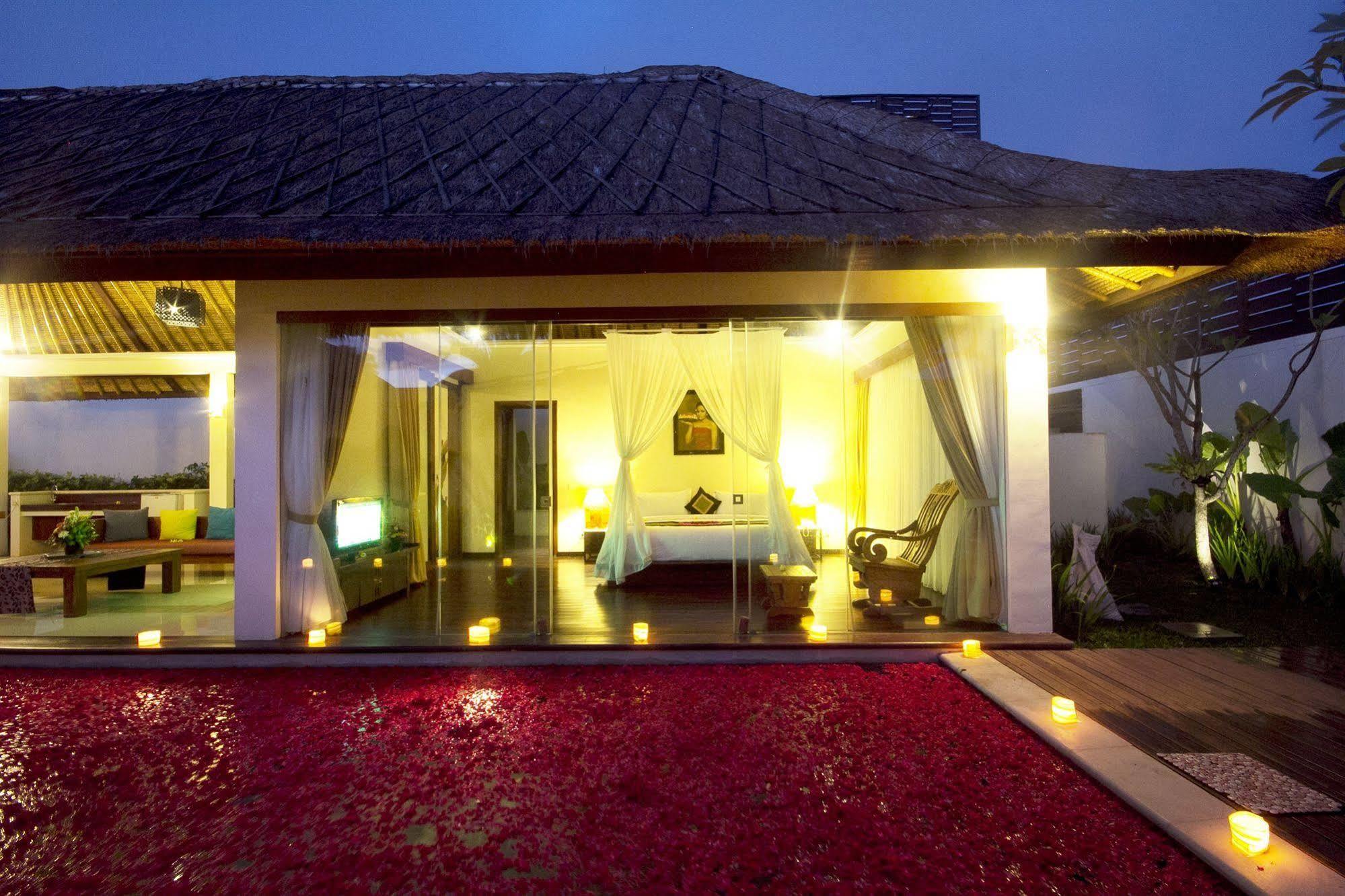 Avery Le Nixsun Villas Uluwatu By Waringin Hospitality Free Gym Access Luaran gambar